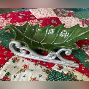 Atlantic Mold Vintage Holly Sleigh Candy Dish